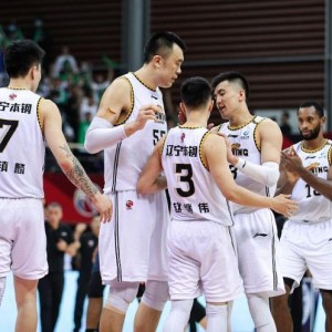 张镇麟：韩德君这些年非常不容易 希望他退役后享受家庭的时光