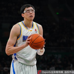 B体育官方网站-表现平平！周琦首发23分钟 4中2&amp;罚球6中5拿到9分8板