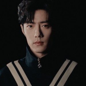 B体育极速体验-冬奥时空下，以方印为匙，和肖战走进中国李宁米兰大秀