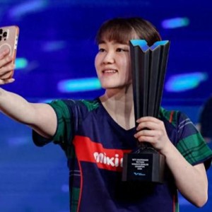 B体育便捷服务-WTT太原站国乒4冠收官，温瑞博成大赢家，王励勤遇到了幸福的烦恼|男单|石洵瑶|WTT常规挑战赛|大藤沙月|男单决赛_新浪体育_新浪新闻